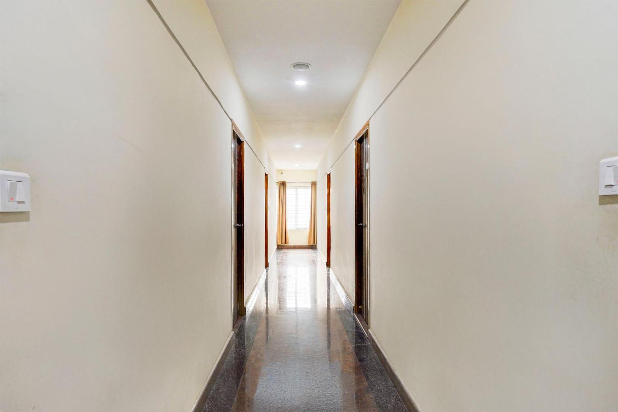 Super Collection O Tirumala Road Near Alipiri Tirupati Exterior foto